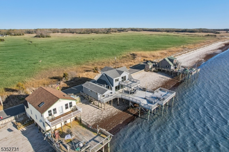 27 S Beach Ave