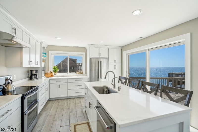 27 S Beach Ave