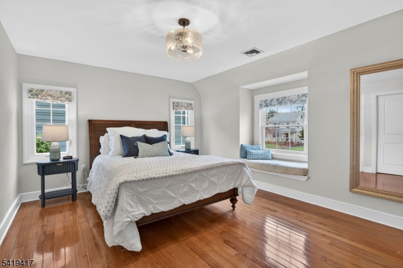 20 Parkview Dr