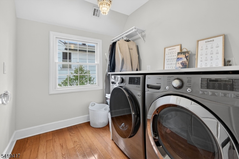 20 Parkview Dr