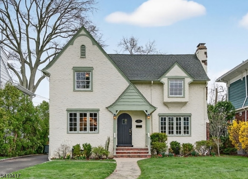 20 Parkview Dr