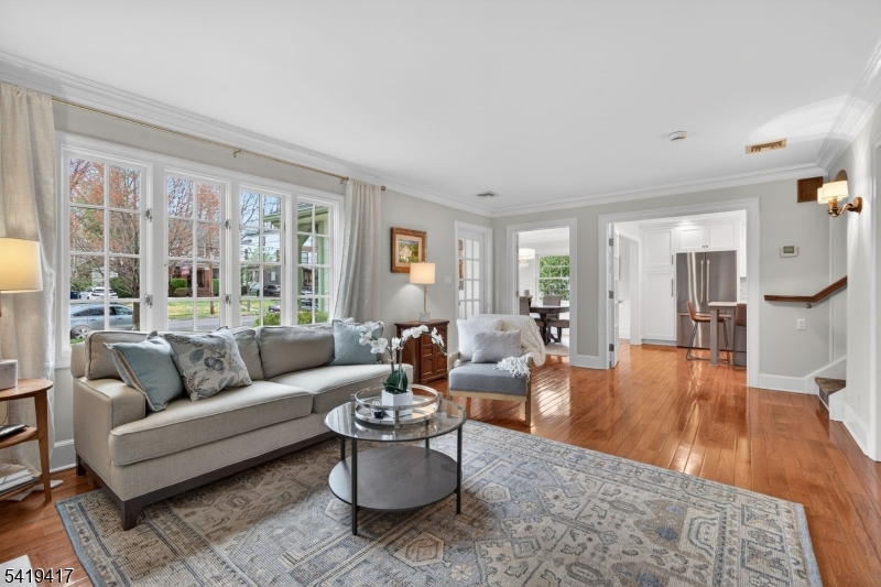 20 Parkview Dr