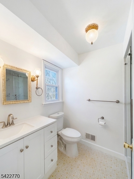 139 Berkeley Cir