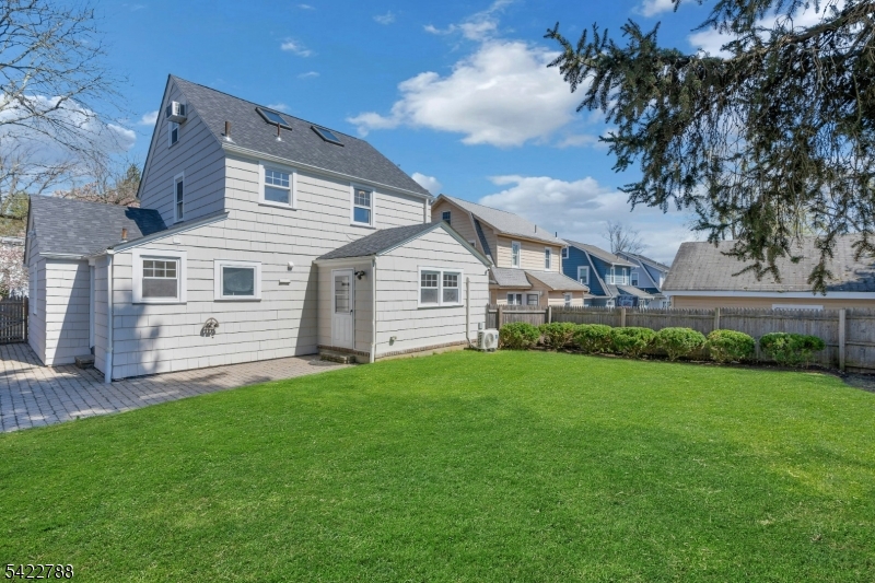 50 Cypress Street