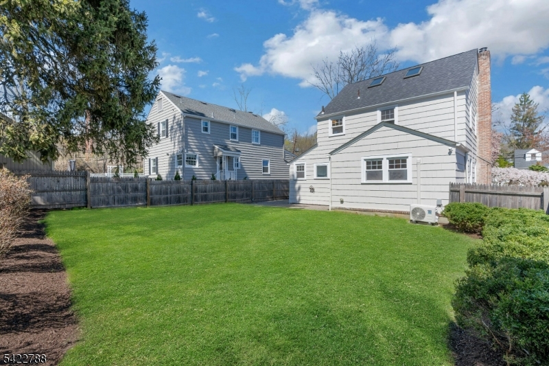 50 Cypress Street