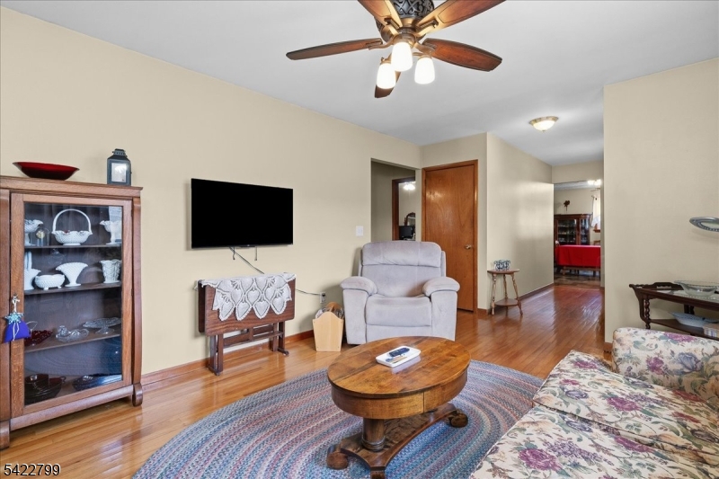 720 County Rd 519