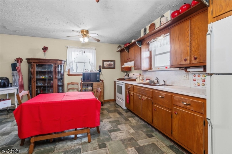 720 County Rd 519