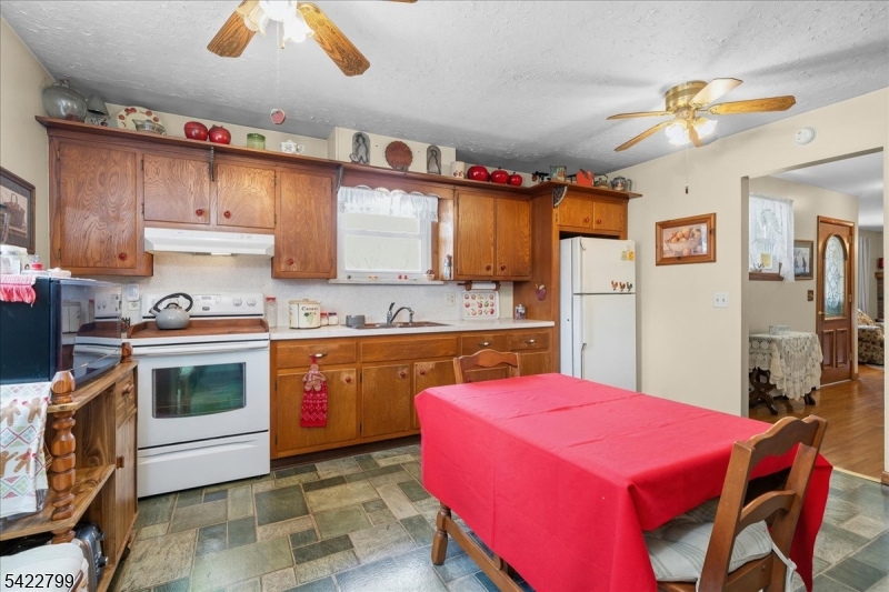 720 County Rd 519