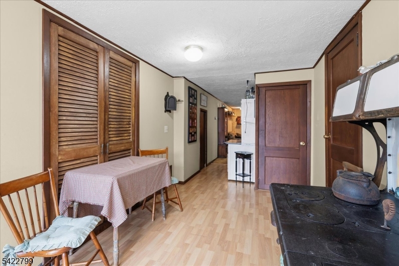 720 County Rd 519