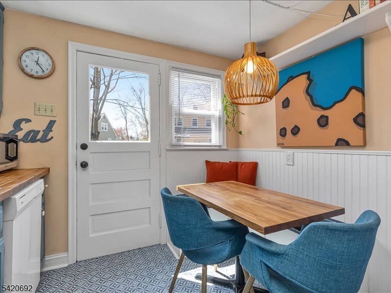 21 Mohawk Drive