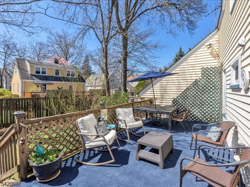 21 Mohawk Drive