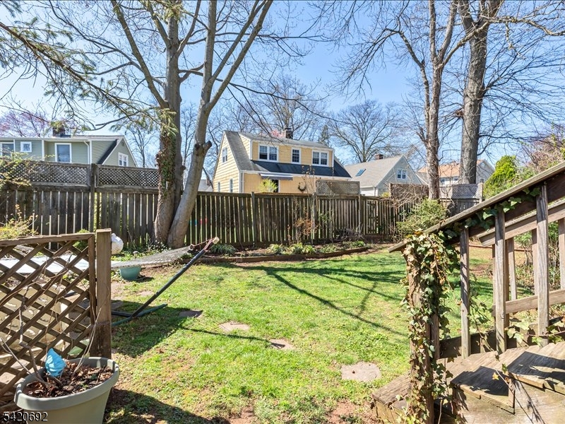 21 Mohawk Drive