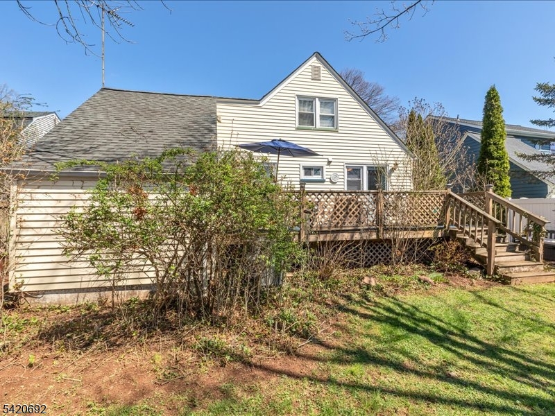 21 Mohawk Drive