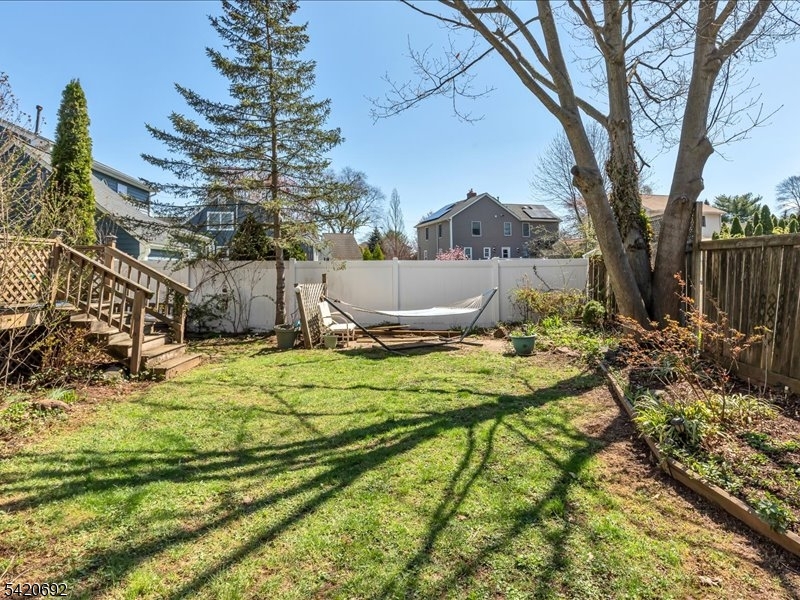 21 Mohawk Drive