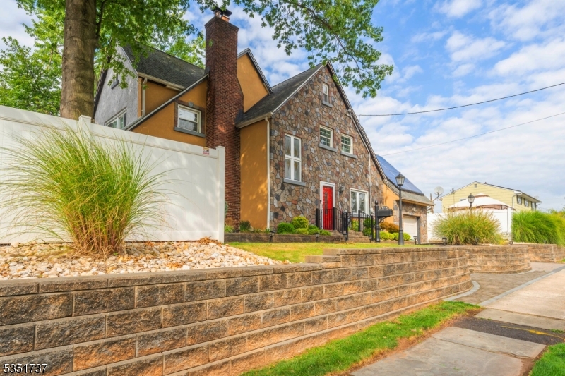 426 Walnut St