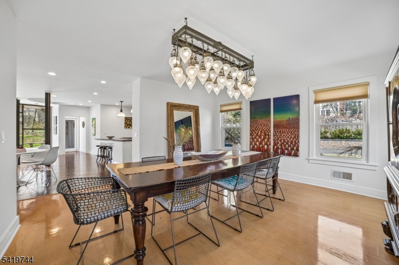 55 LAKEVIEW AVENUE