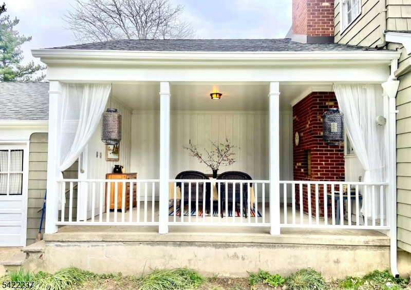 1463 Springfield Ave