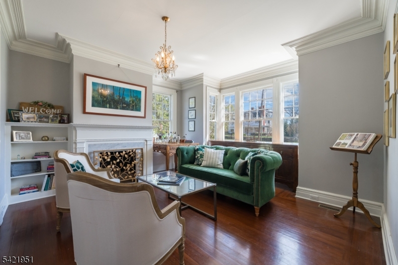 50 Morris Ave