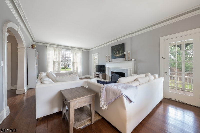 50 Morris Ave
