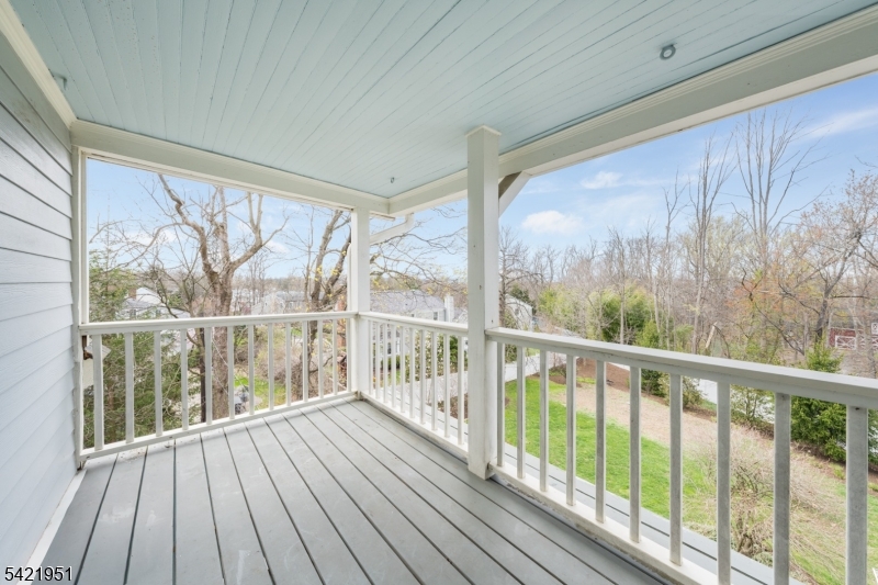 50 Morris Ave