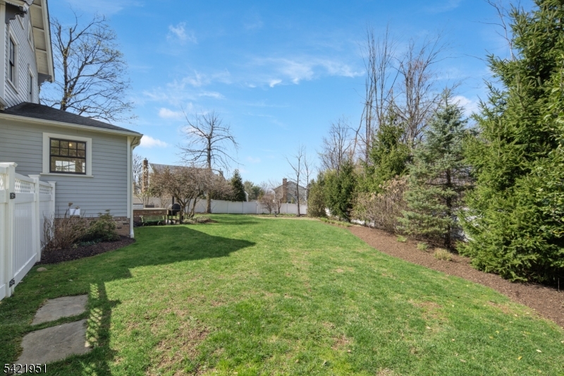 50 Morris Ave