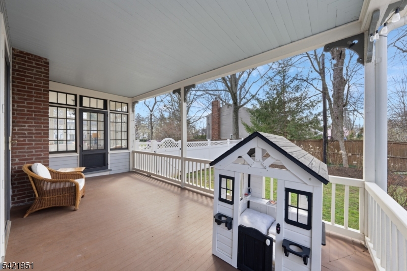 50 Morris Ave