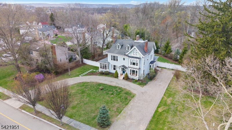 50 Morris Ave