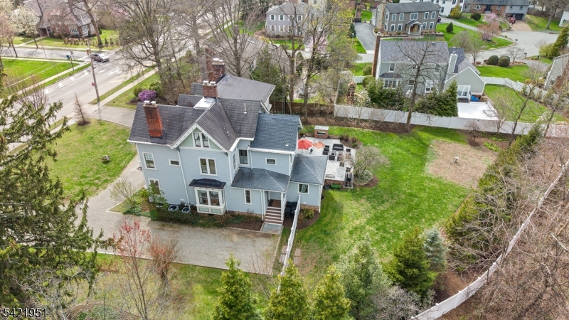 50 Morris Ave