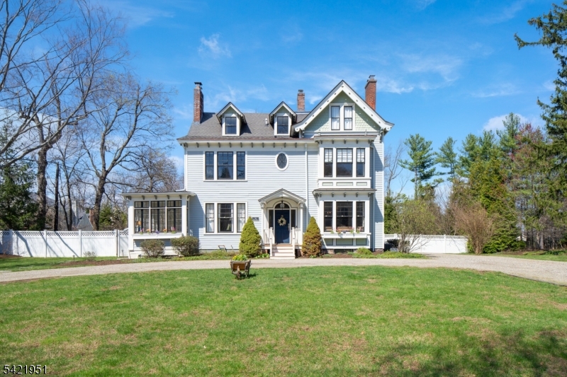 50 Morris Ave