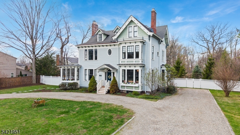 50 Morris Ave