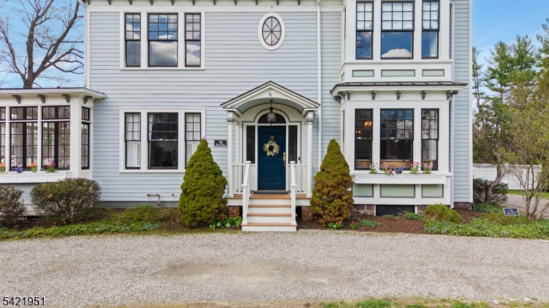 50 Morris Ave