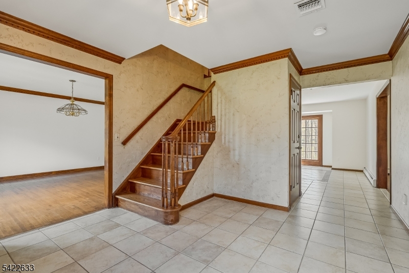 5 Darnay Rd