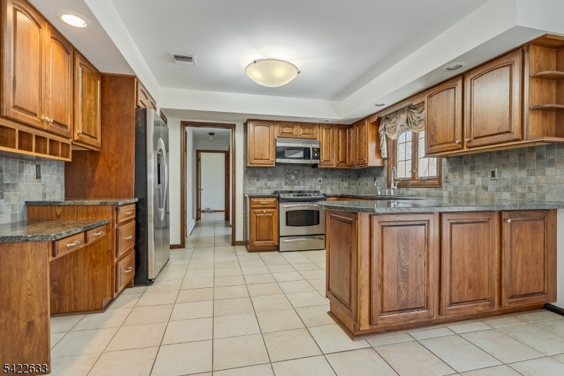 5 Darnay Rd