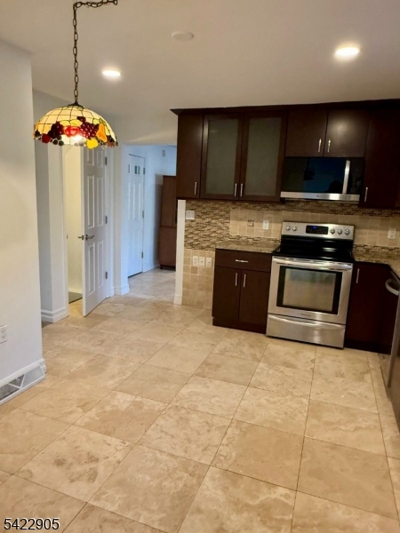 13 Algonquin Ave