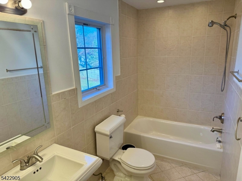 13 Algonquin Ave