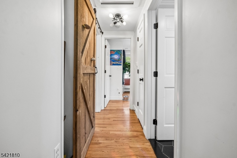 25 Railroad Ave