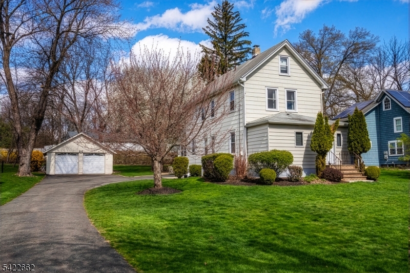 141 Fairfield Ave