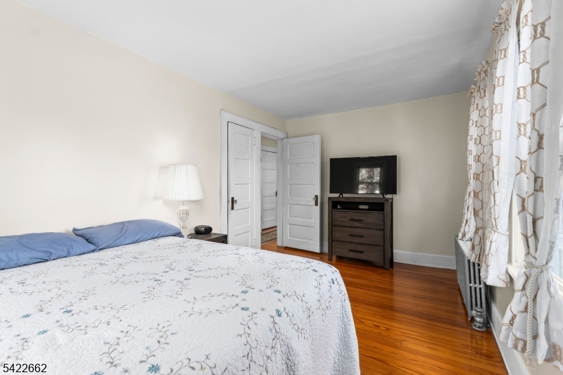 141 Fairfield Ave