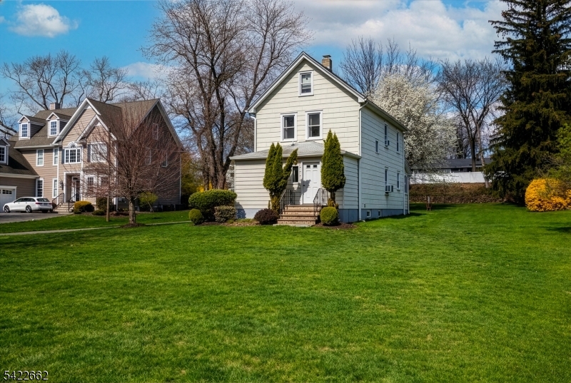 141 Fairfield Ave