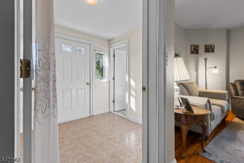 141 Fairfield Ave