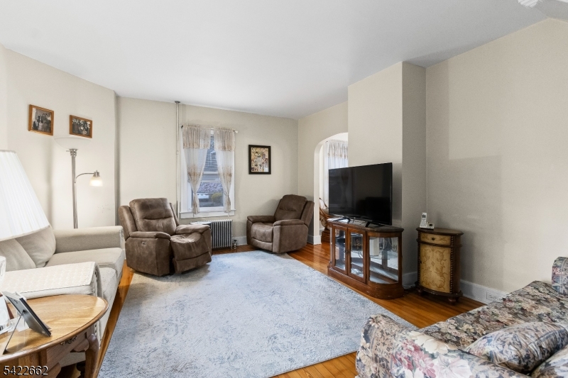 141 Fairfield Ave
