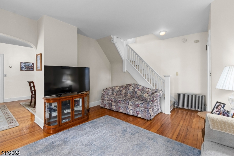 141 Fairfield Ave