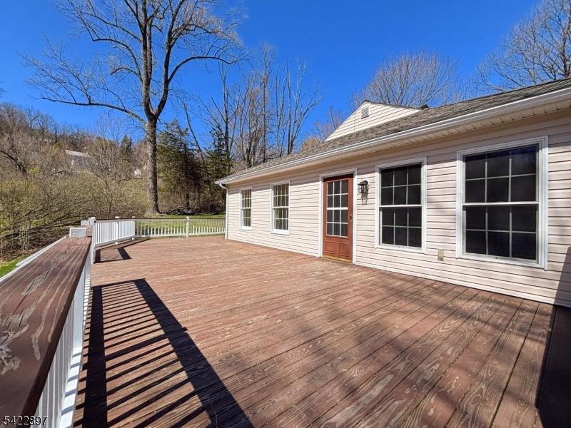 4 Baker Rd