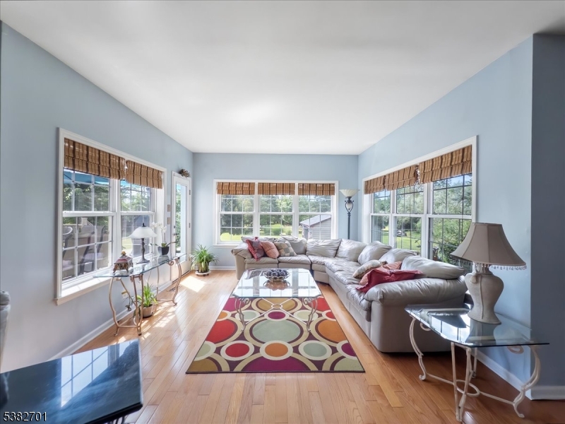 15 Alaco Ln
