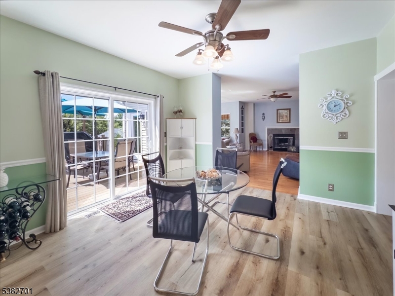 15 Alaco Ln