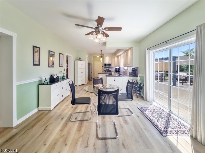 15 Alaco Ln