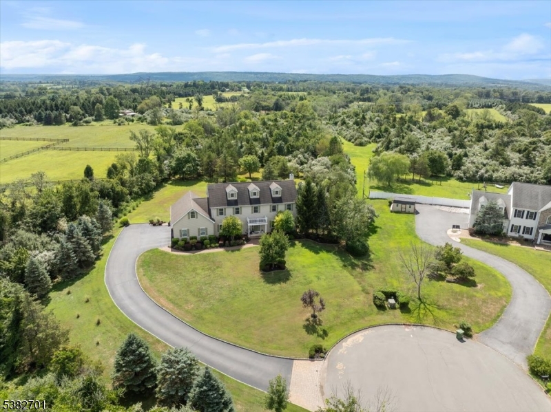 15 Alaco Ln