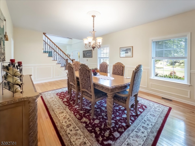 15 Alaco Ln