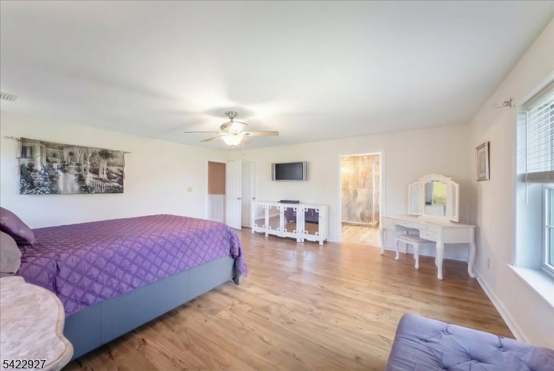 15 Alaco Ln