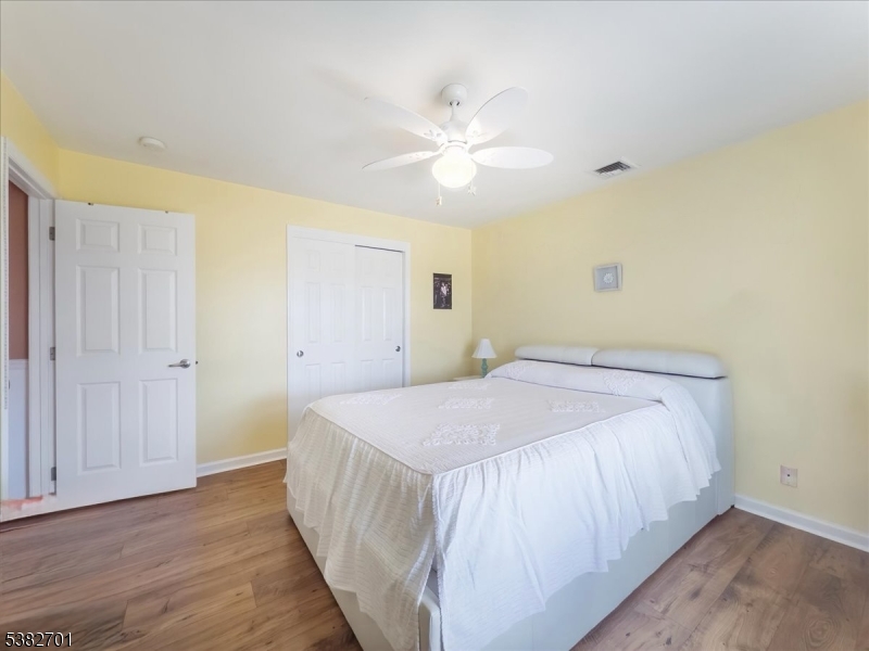15 Alaco Ln